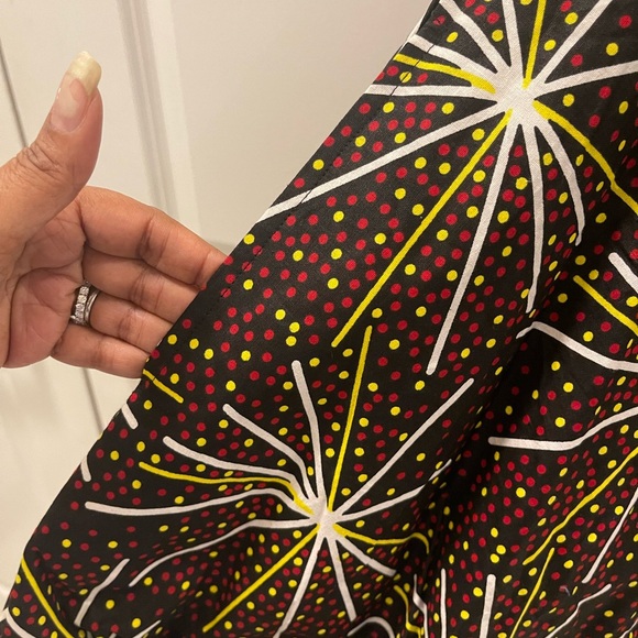 (NWOT) AFRICAN STYLE HIGH-LOW MULTI-COLOR PRINT TOP - Picture 6 of 10